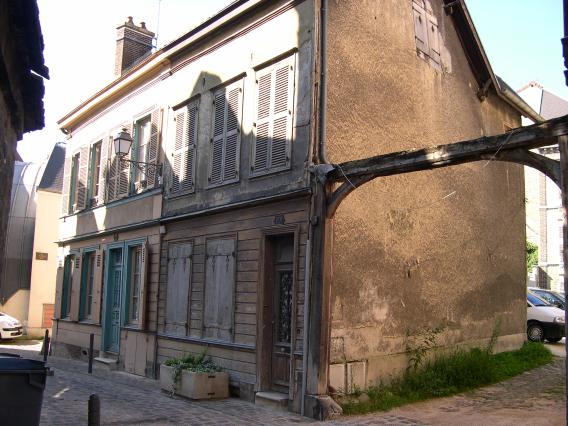  Maison ancienne (rue Dominique)